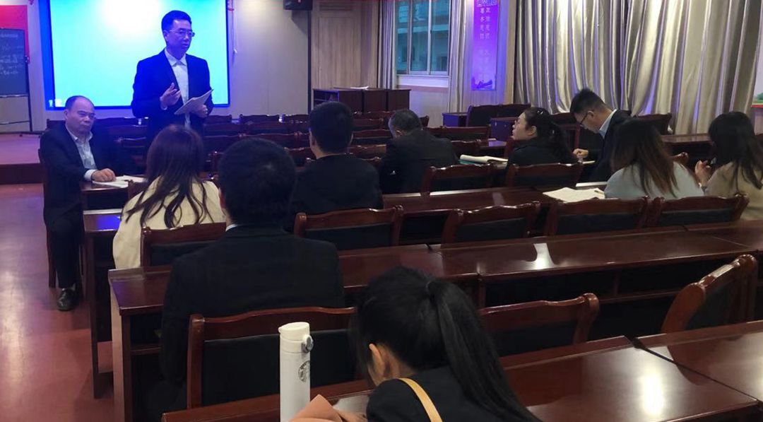 課堂3_副本.jpg 課堂3_副本.jpg